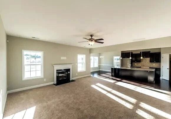 113 Tellmont St - Photo 6 of 28