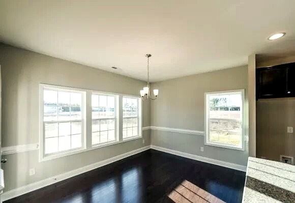 113 Tellmont St - Photo 7 of 28