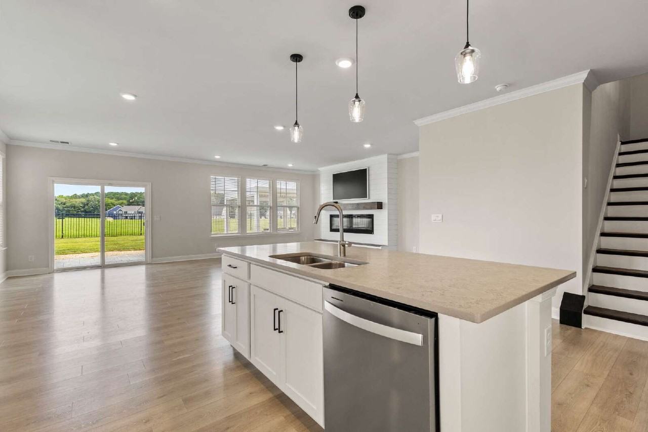 113 Royal Blackheath - Photo 4 of 16