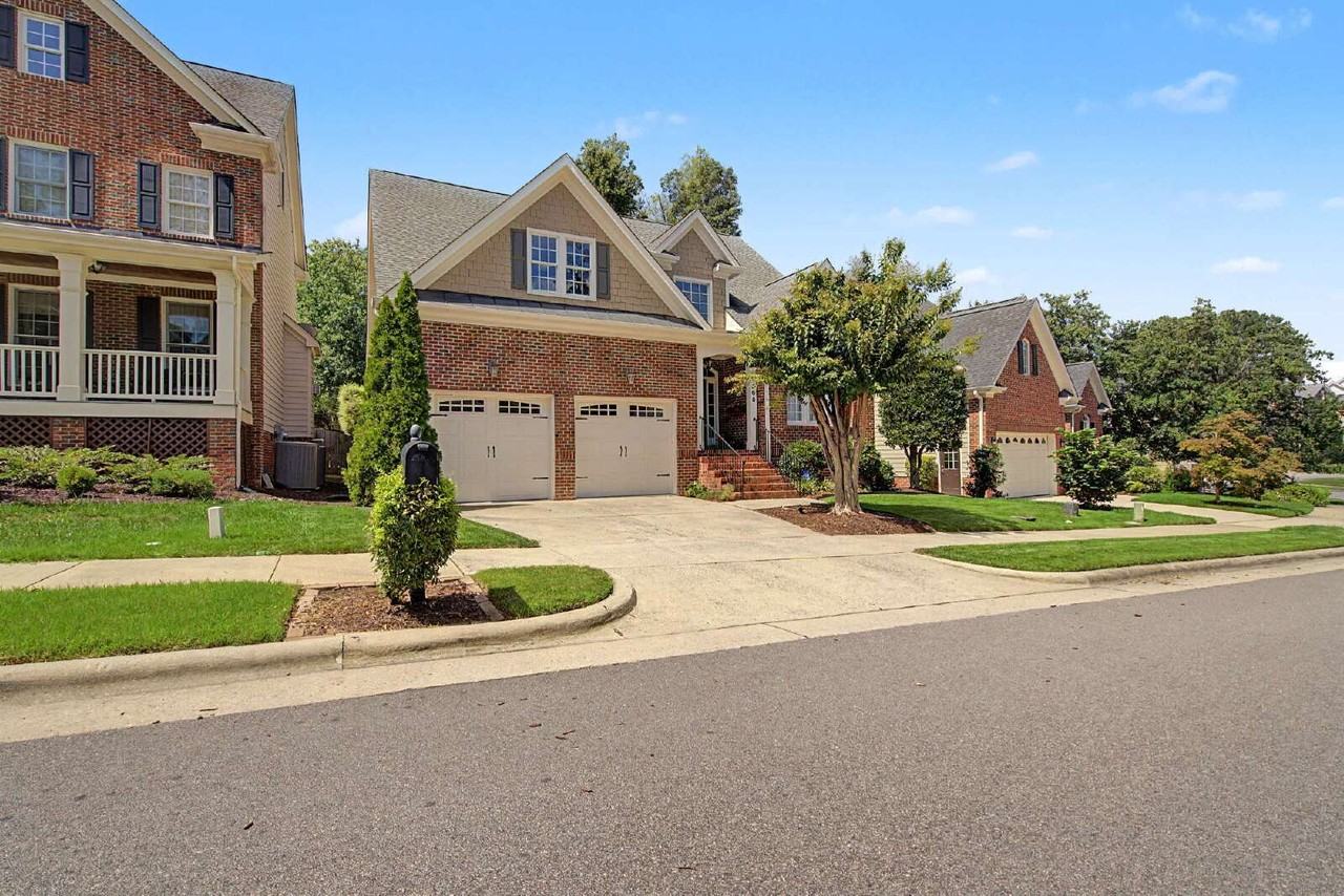 308 Millsfield Dr - Photo 4 of 50