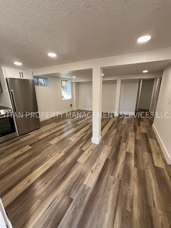 5764 Ne Garfield Ave #A - Photo 3 of 21