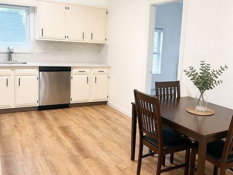 21 Wampus Ln - Photo 6 of 17