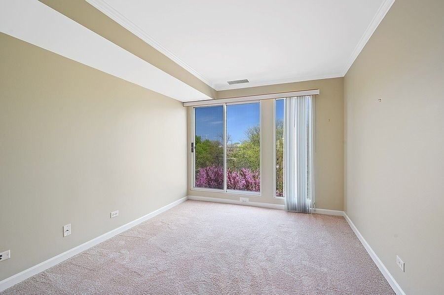 3030 Arbor Ln - Photo 6 of 23