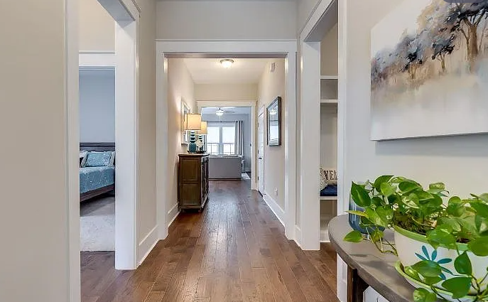 607 Torridon Ln - Photo 4 of 35