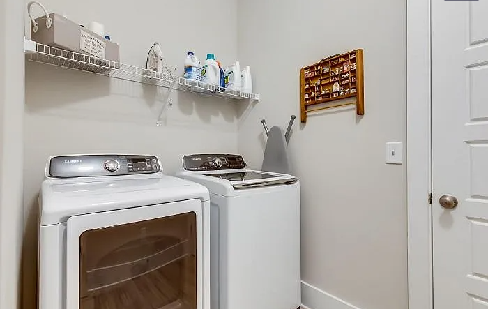 607 Torridon Ln - Photo 6 of 35