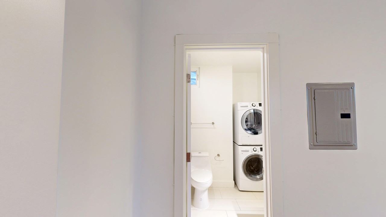 655 Stockton Street - Photo 6 of 37