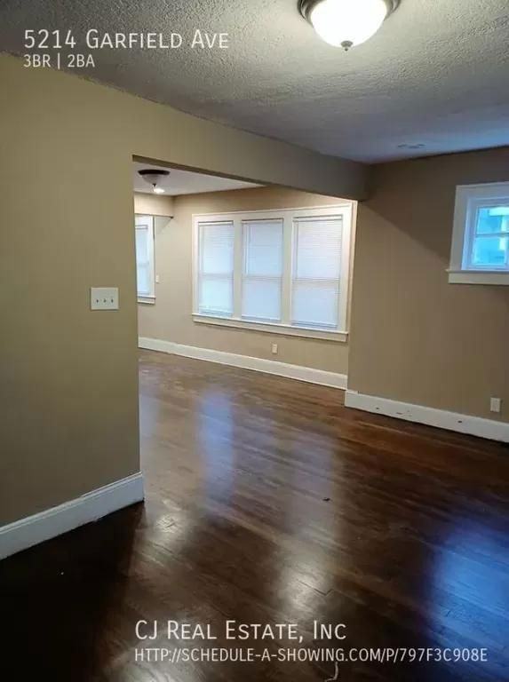 5214 Garfield Ave - Photo 2 of 7