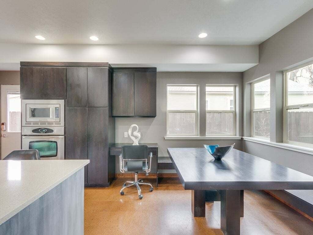 1705 S Vermont Ave - Photo 4 of 24