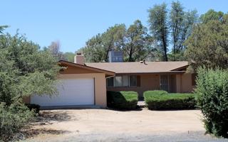 featured image of 903 Green Ln