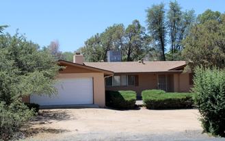 903 Green Ln - Photo 1 of 1
