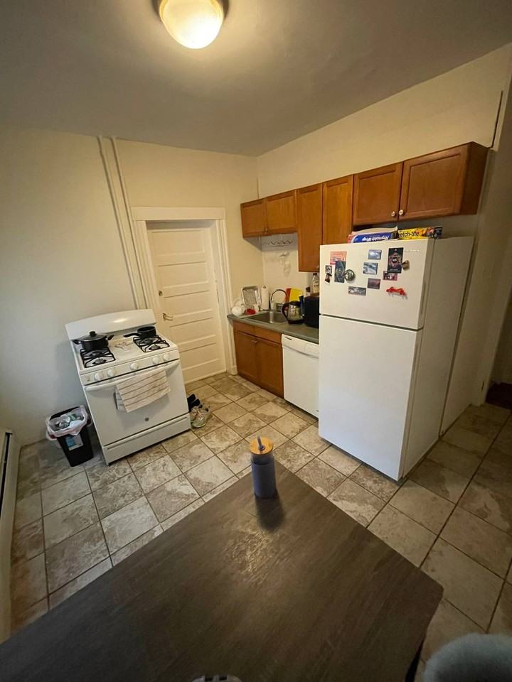 86 Prentiss St #1 - Photo 7 of 9