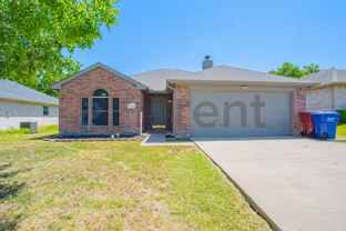 412 Pin Oak Ln - Photo 1 of 1