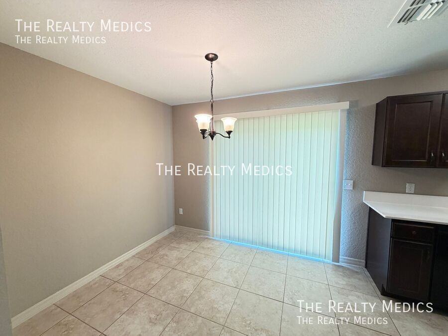 561 Marion Oaks Blvd - Photo 7 of 21