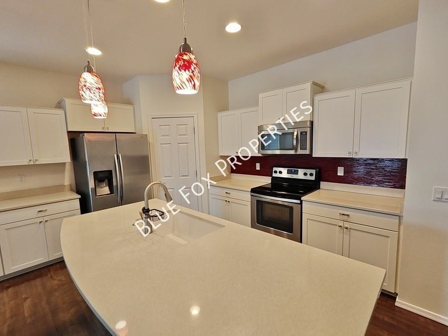 34185 S Presidio Pl - Photo 7 of 32