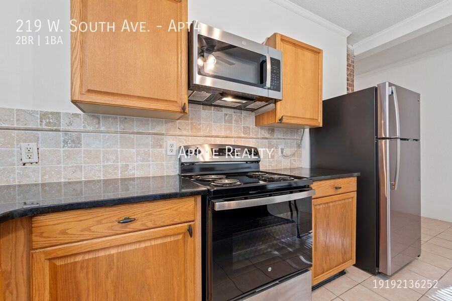 219 W South Ave #4 - Photo 5 of 17
