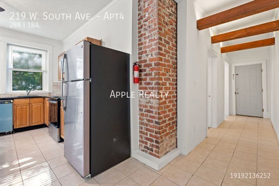 219 W South Ave #4 - Photo 6 of 17