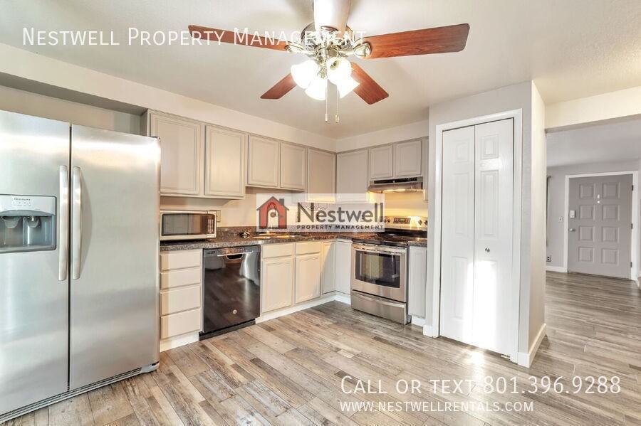 4314 S Whitby Ct - Photo 2 of 30
