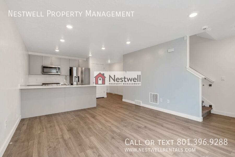 3906 S Bowie Dr - Photo 3 of 20