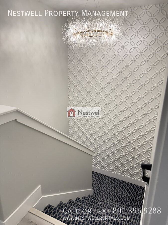 1284 N Willowbrook Ln - Photo 3 of 7