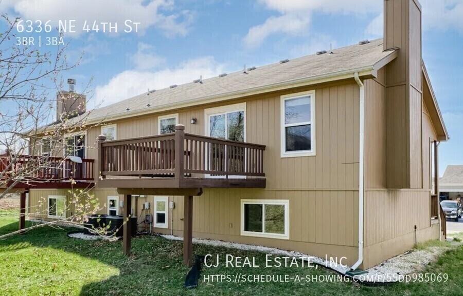 6336 Ne 44th St - Photo 4 of 4