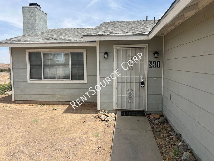 841 Chateau Way - Photo 4 of 22