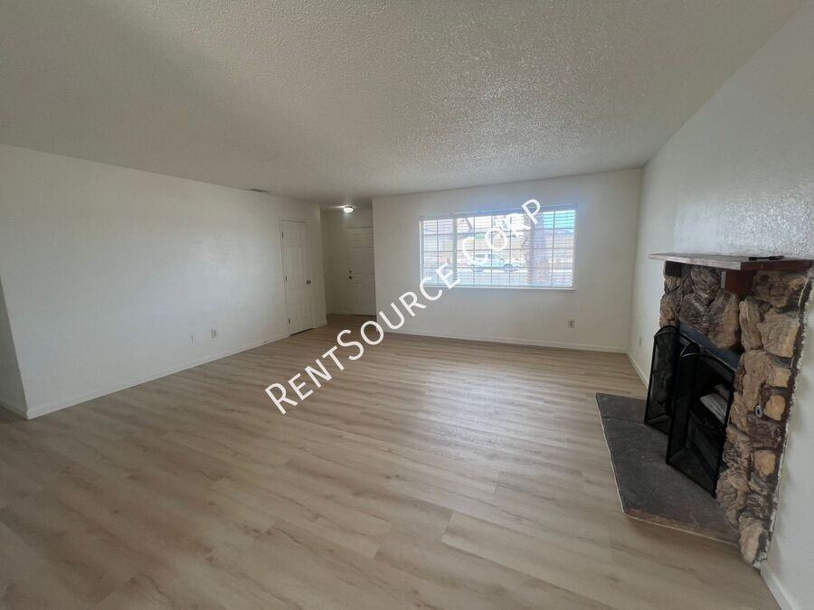 841 Chateau Way - Photo 7 of 22