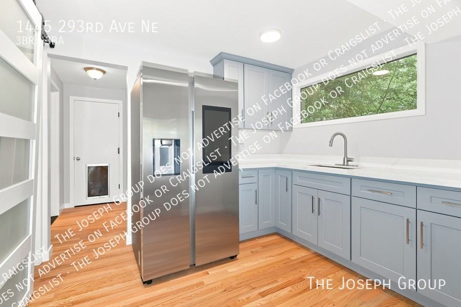 1445 293rd Ave Ne - Photo 7 of 34