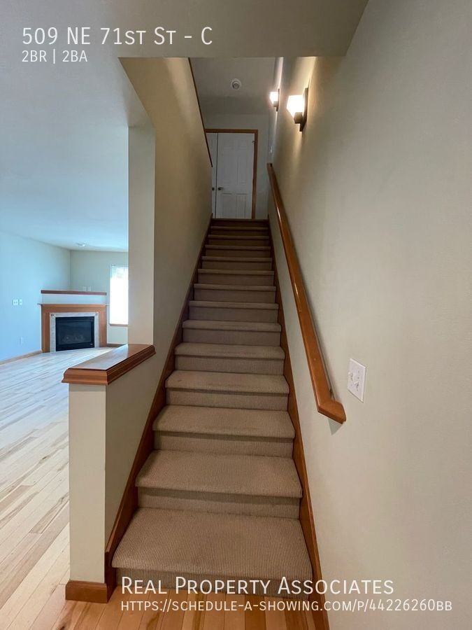 509 Ne 71st St #C - Photo 6 of 14