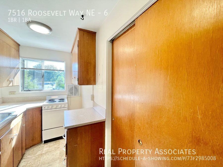 7516 Roosevelt Way Ne #6 - Photo 7 of 15