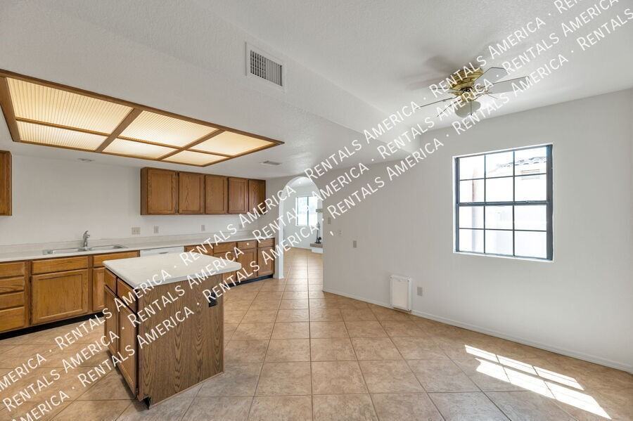 13831 N Kendall Dr Apt B #B - Photo 4 of 15