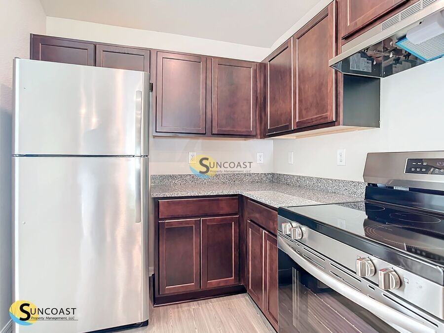 290 Longley Dr - Photo 7 of 17