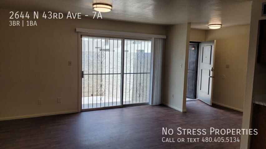 2644 N 43rd Ave #7A - Photo 3 of 11