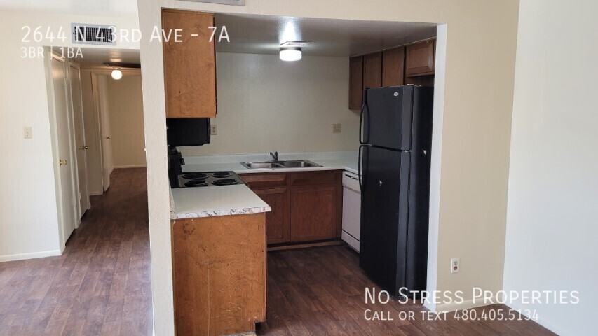2644 N 43rd Ave #7A - Photo 4 of 11