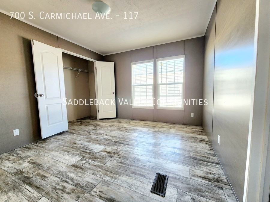 700 S Carmichael Ave #117 - Photo 4 of 12
