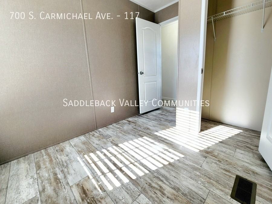 700 S Carmichael Ave #117 - Photo 5 of 12
