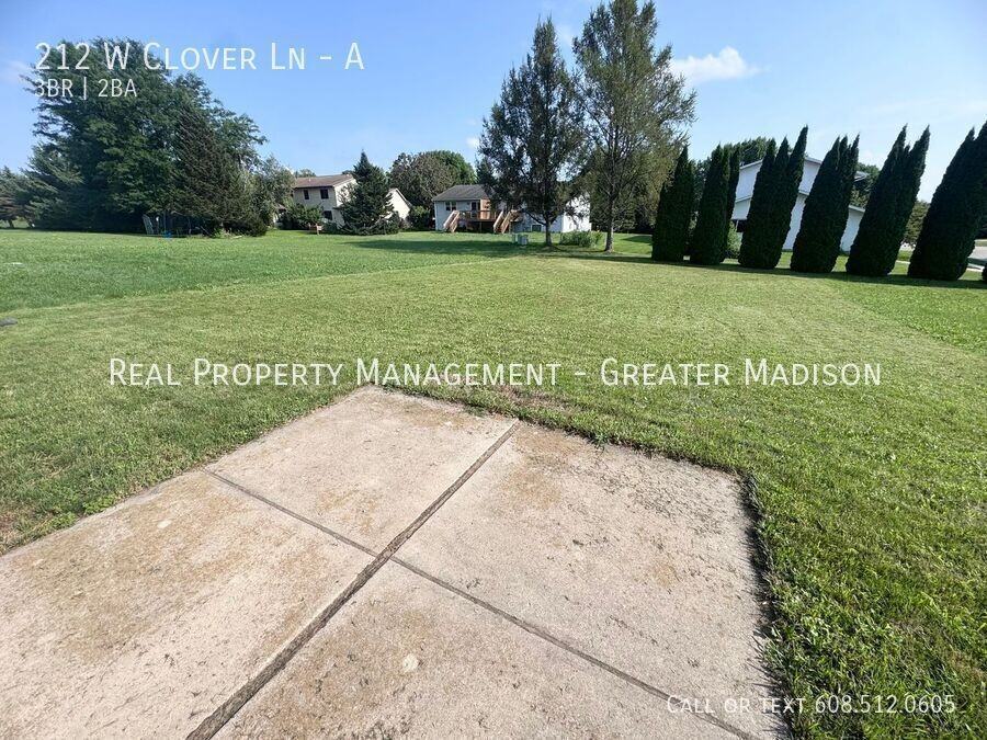 212 W Clover Ln #A - Photo 3 of 13