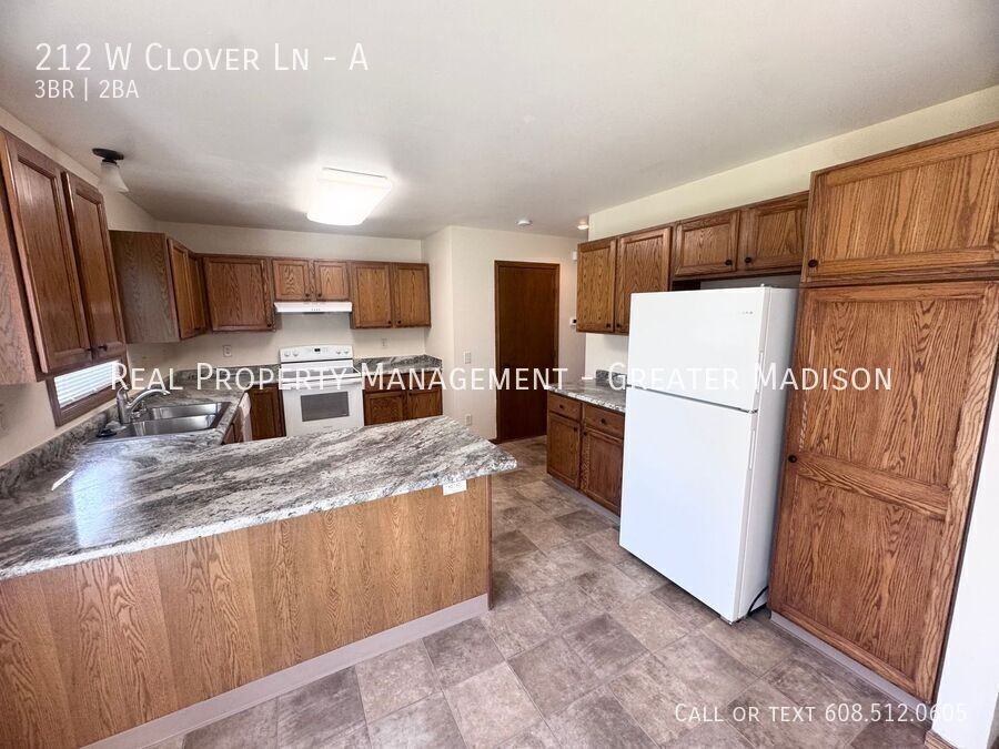 212 W Clover Ln #A - Photo 6 of 13