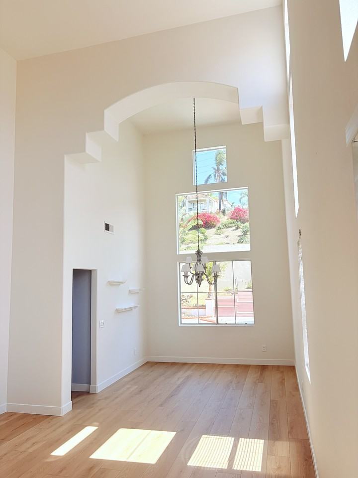 2906 Avenida Valera - Photo 4 of 9