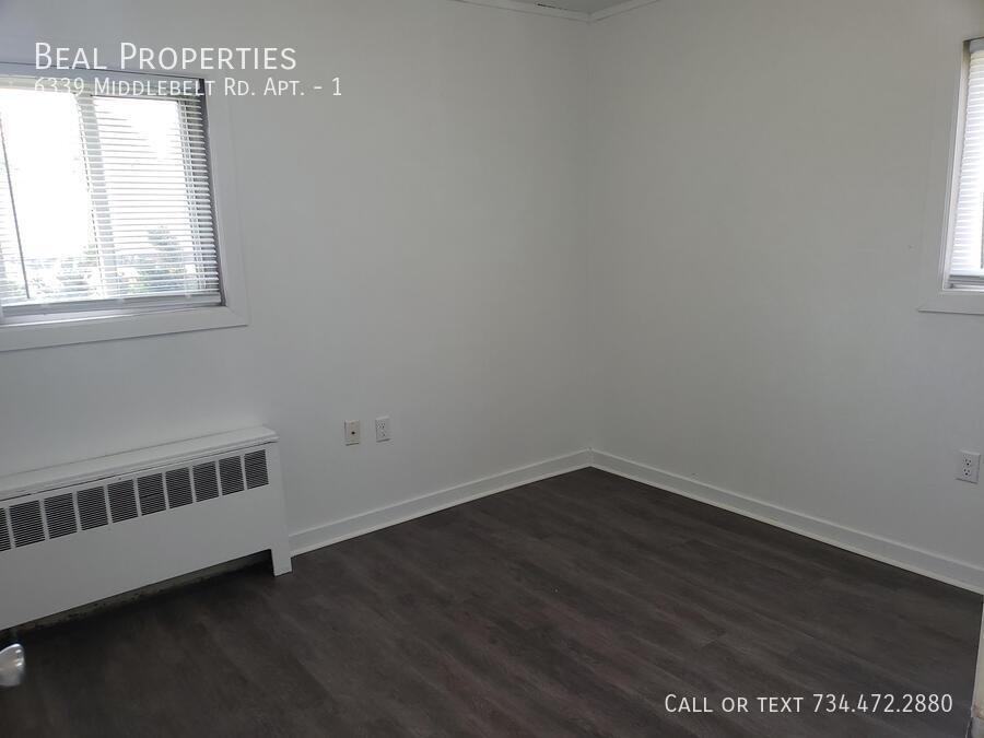 6339 Middlebelt Rd #1 - Photo 5 of 9