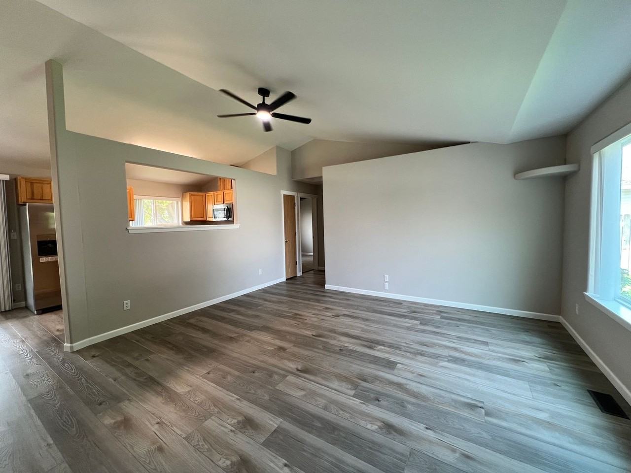 1351 Yost Cir Ne - Photo 7 of 35