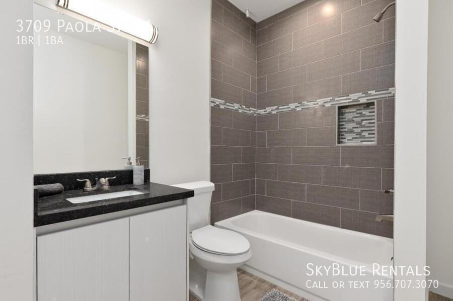 3709 Paola St #1 - Photo 6 of 6
