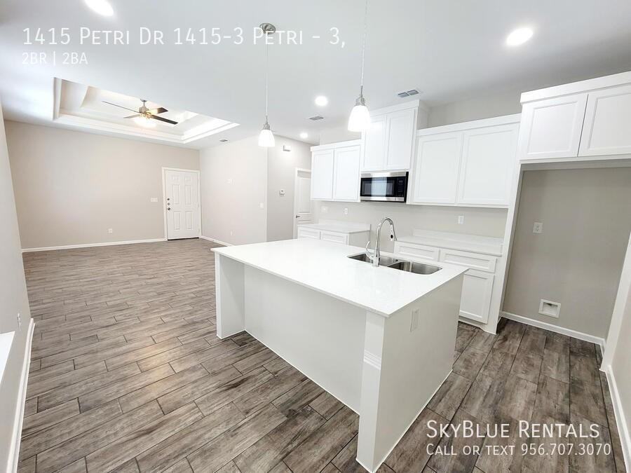 1415 Petri Dr 1415-3 Petri #3 - Photo 4 of 17