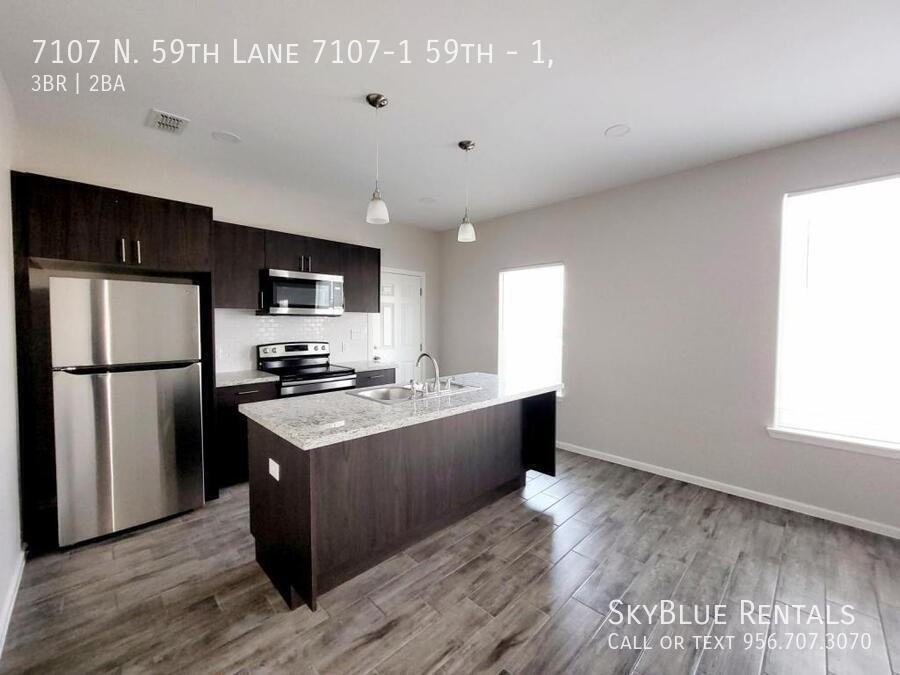 7107 N. 59th Lane 7107-1 59th #1 - Photo 4 of 13