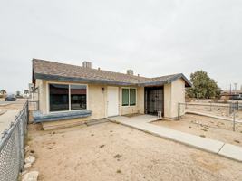 featured image of 5839 Bagley Ave