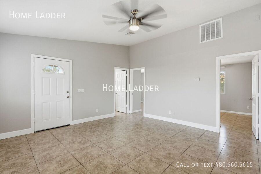 1724 W Carol Ave #A - Photo 2 of 25