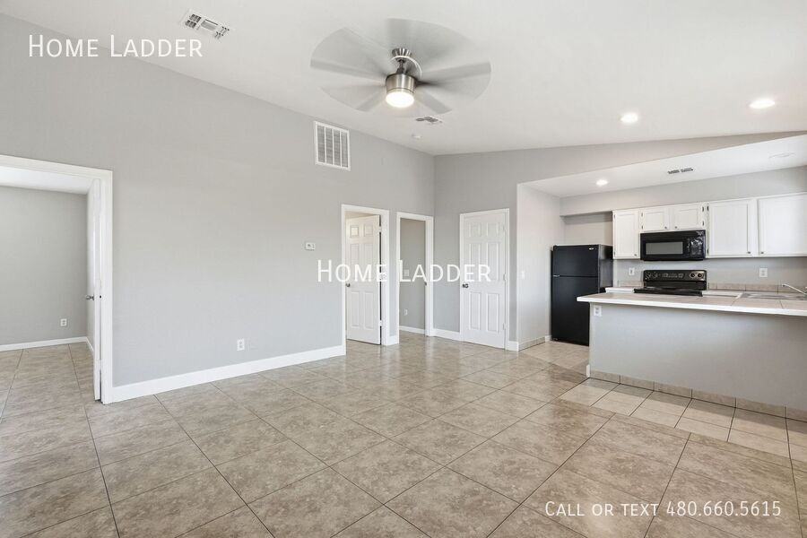 1724 W Carol Ave #A - Photo 7 of 25