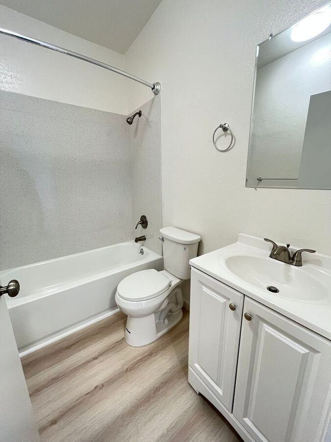 646 Foothill Blvd #103 - Photo 6 of 18