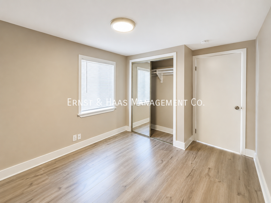 1222 E Appleton St - Photo 4 of 15