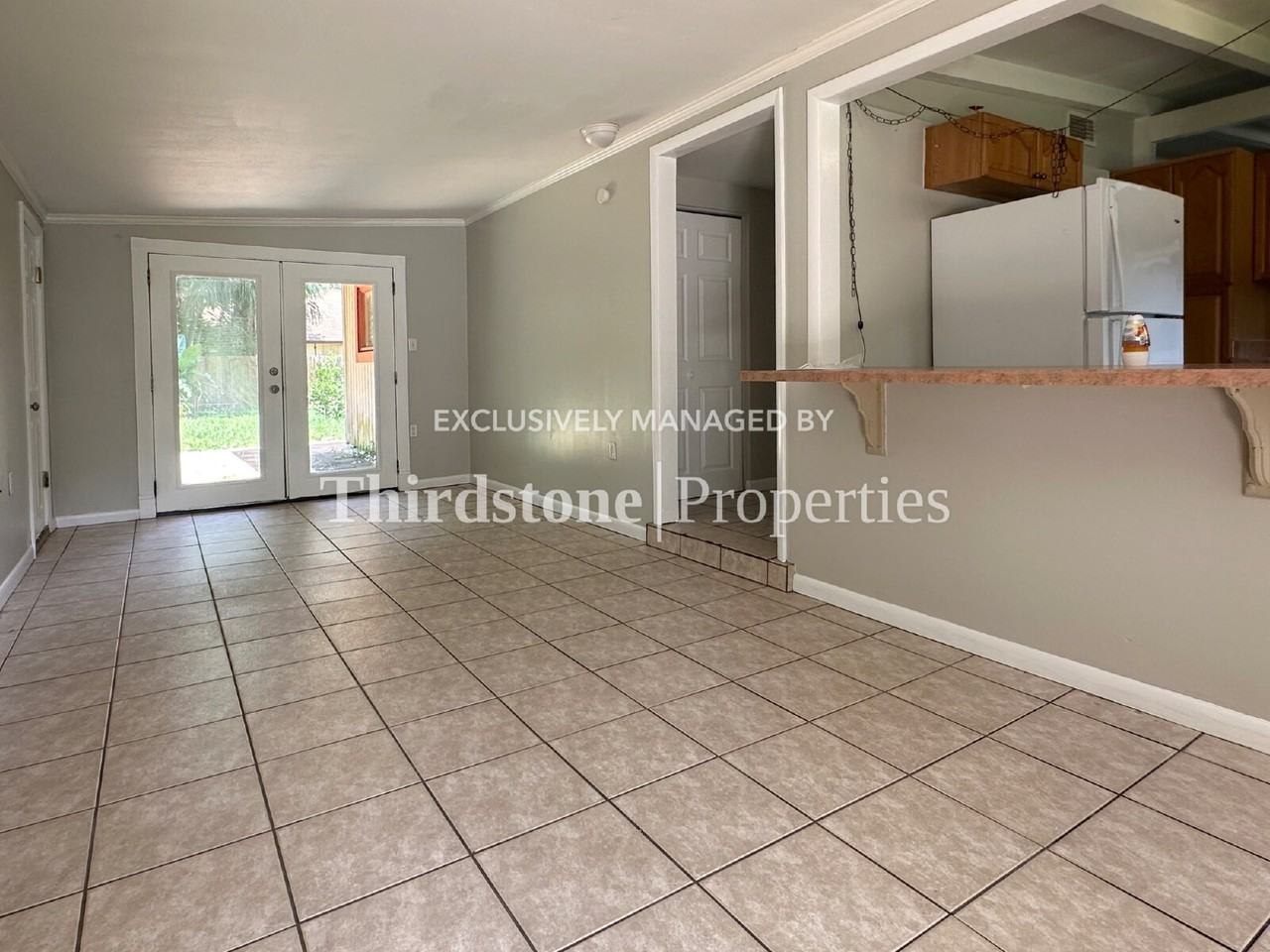 1905 Banbury Rd - Photo 2 of 21