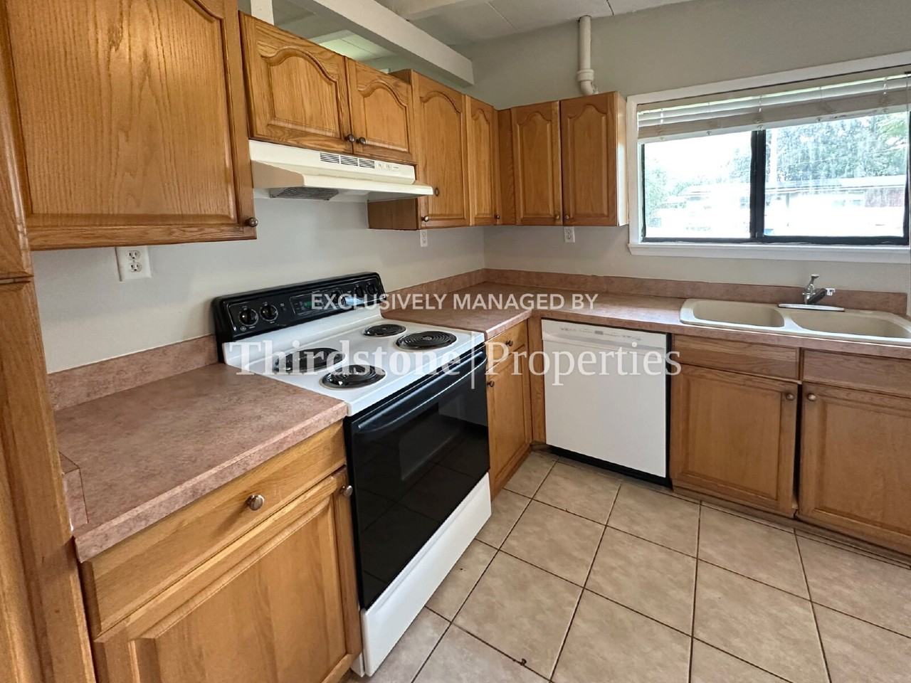 1905 Banbury Rd - Photo 7 of 21
